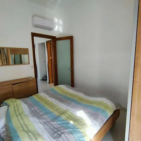 아파트 Remarkable 2-bed In St Julians