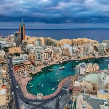 Remarkable 2-bed In St Julians 아파트