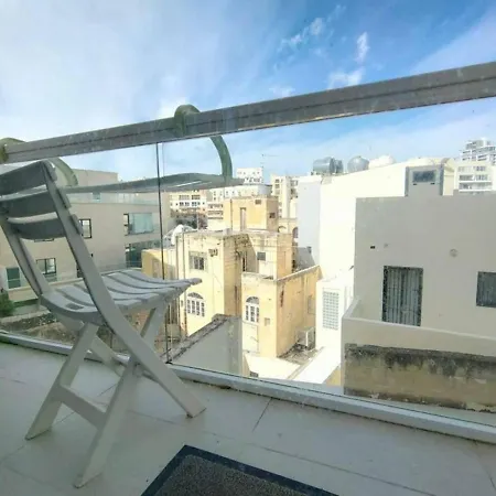 Remarkable 2-bed In St Julians 아파트 *
